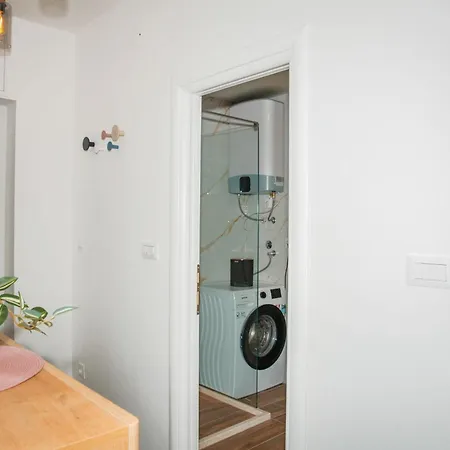 Matko Apartman Ploče