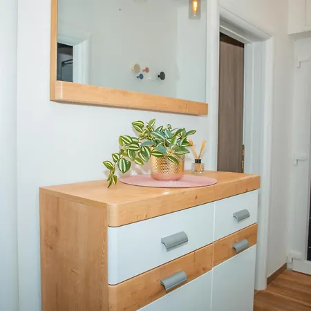 Matko Apartman Ploče