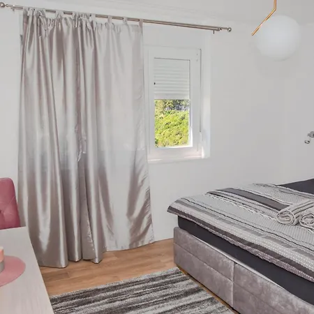 Apartamento Matko Ploce (Dubrovnik-Neretva)
